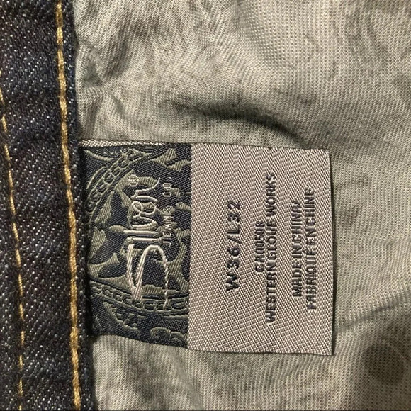 SILVER Jeans Gordie Sz 36 x 32 Distressed Hem Dark Wash - Picture 6 of 8